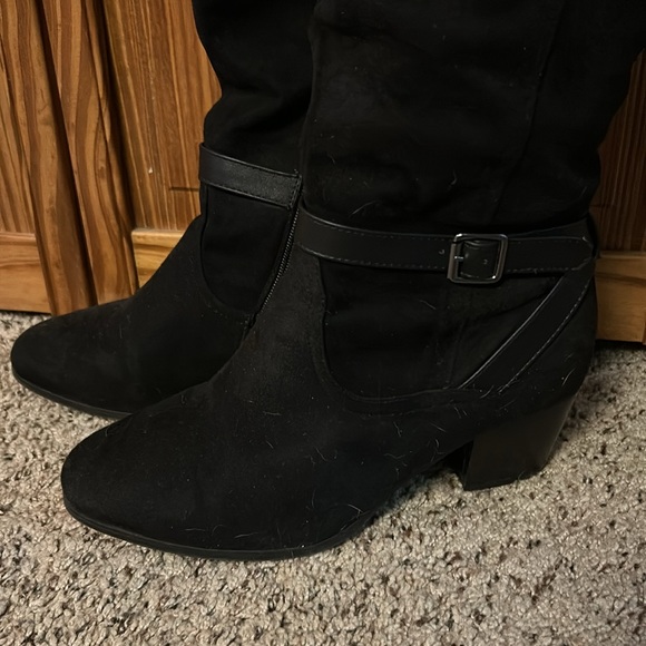 Avenue Newport black knee high plus size boots size 8.5W - Picture 4 of 9